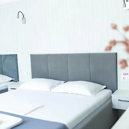 Alutus Boutique Πανσιόν